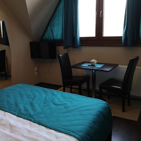 Parton Hotel & Bowling Tiszakécske 외부 사진