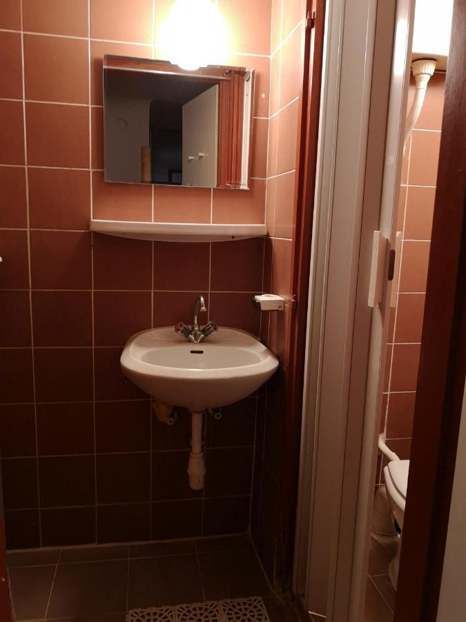 Parton Hotel & Bowling Tiszakécske 외부 사진
